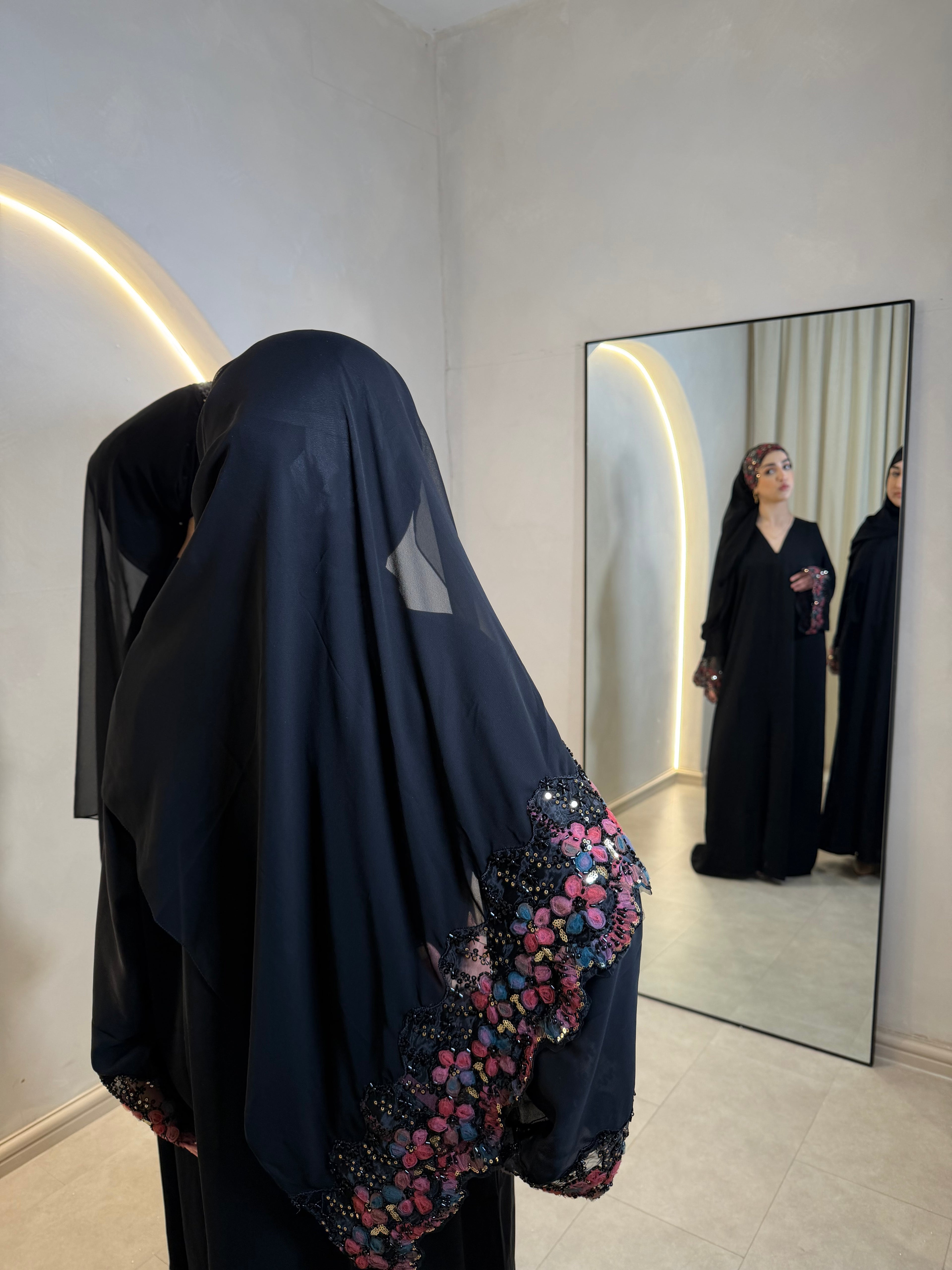 Loujain Petal Abaya