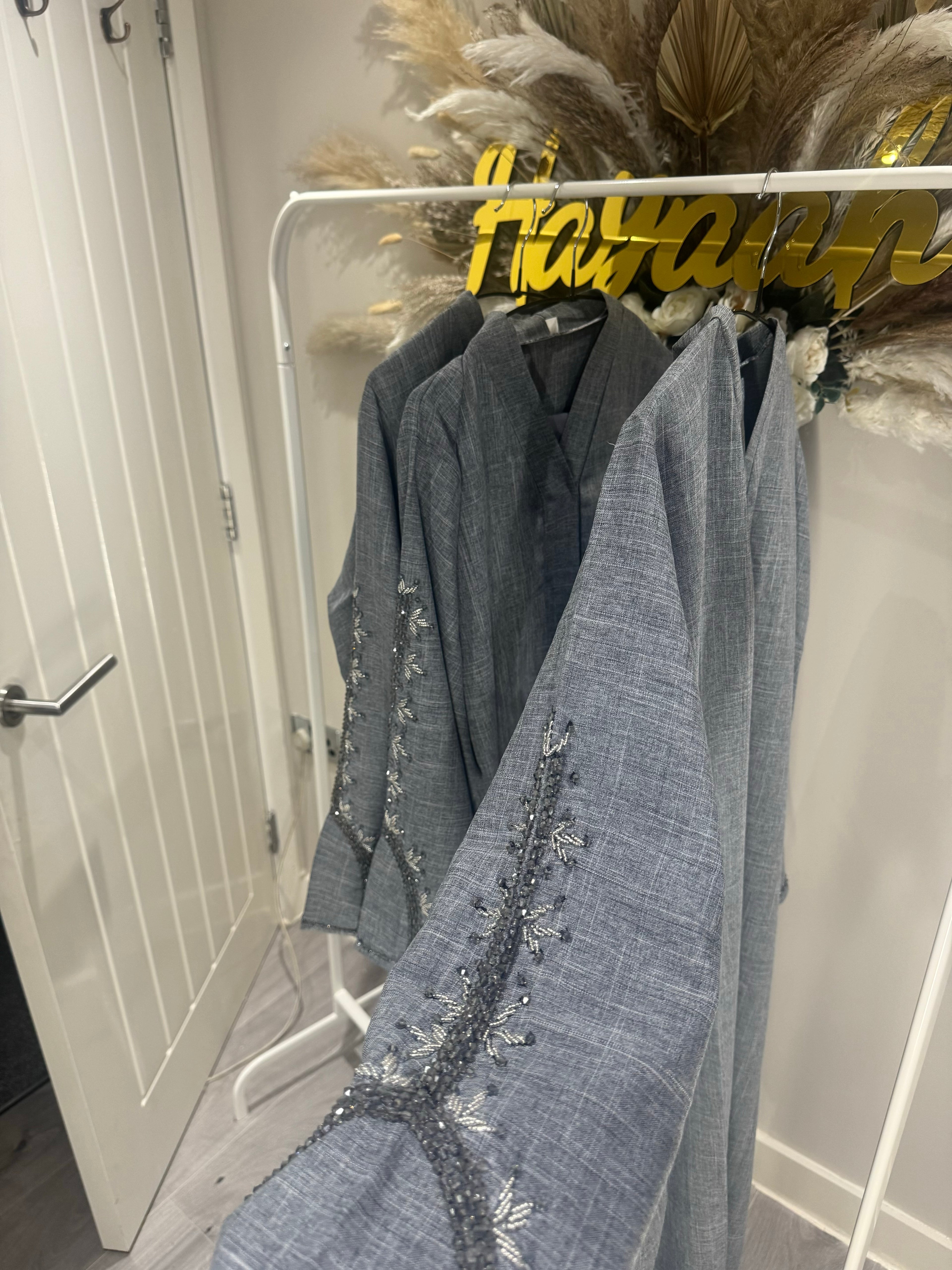 Inayah - Grey Abaya