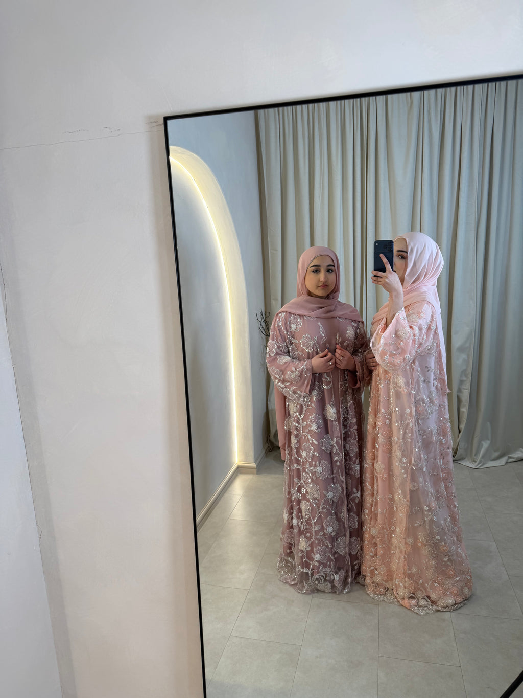 Èlan Embellished Abaya