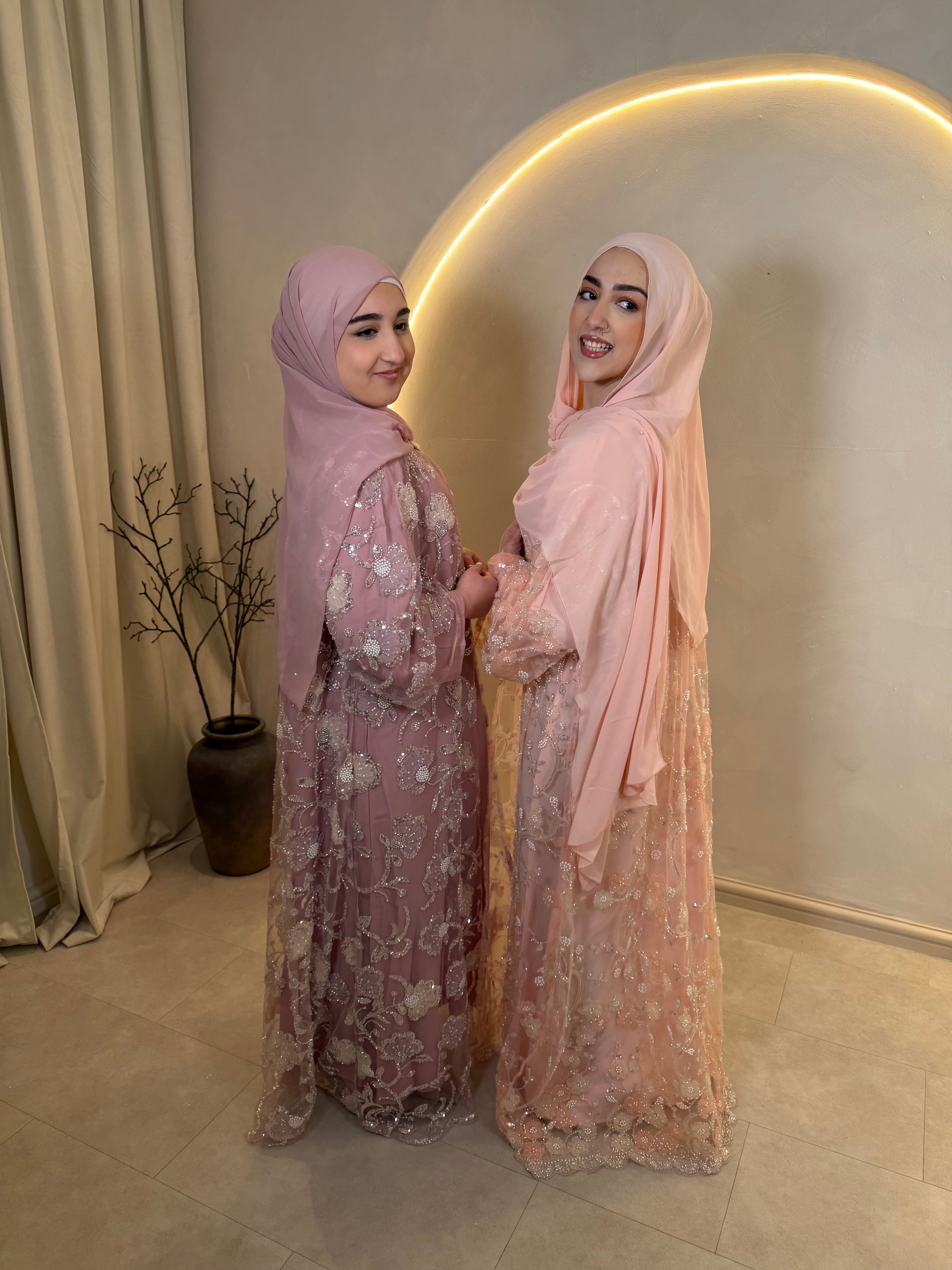 Èlan Embellished Abaya